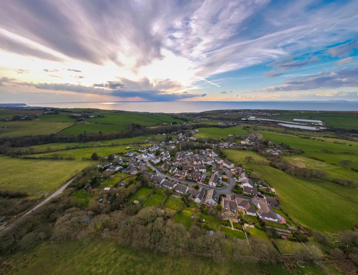 Comfy Cumbrian Stay Distington 外观 照片